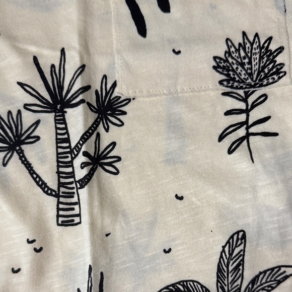 Zara Cream and Mint Graphic T-Shirt Duo - Picture 3 of 4